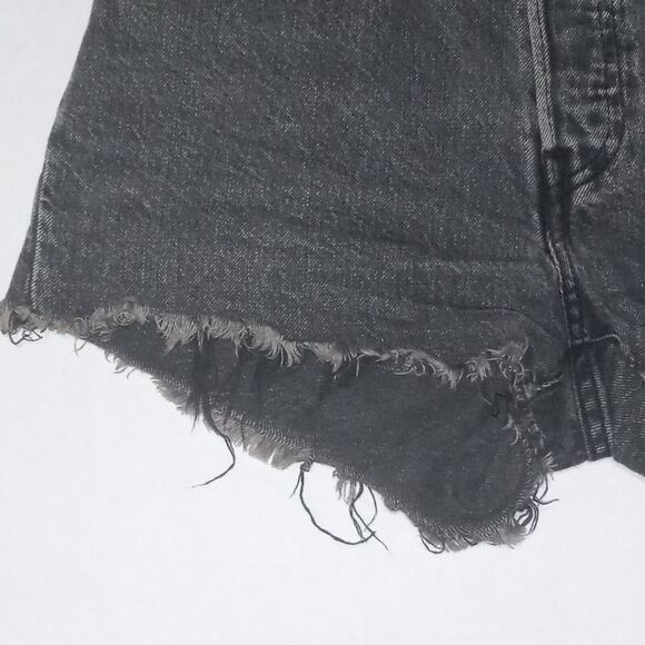 Levi's 501 Premium Button Fly Cut Off Denim Shorts-Size 25-Faded Black-Raw Hem - Picture 2 of 8